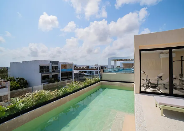 Crystal By Hotel *